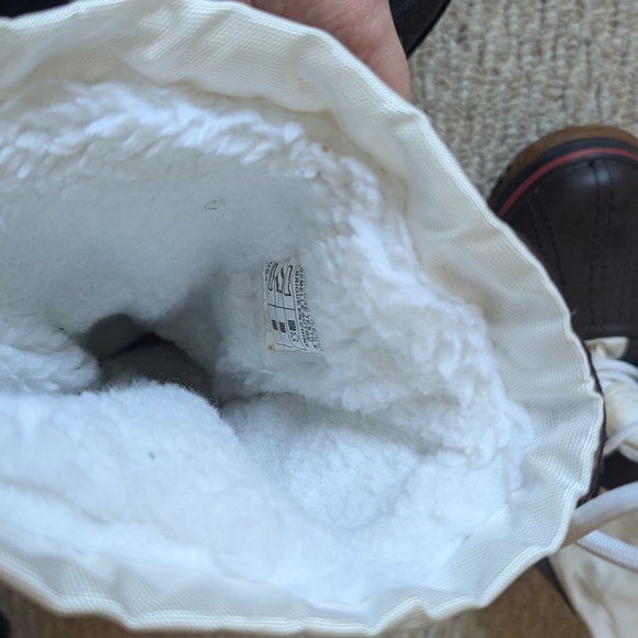 Pajar grip tall white boots - Picture 7 of 9